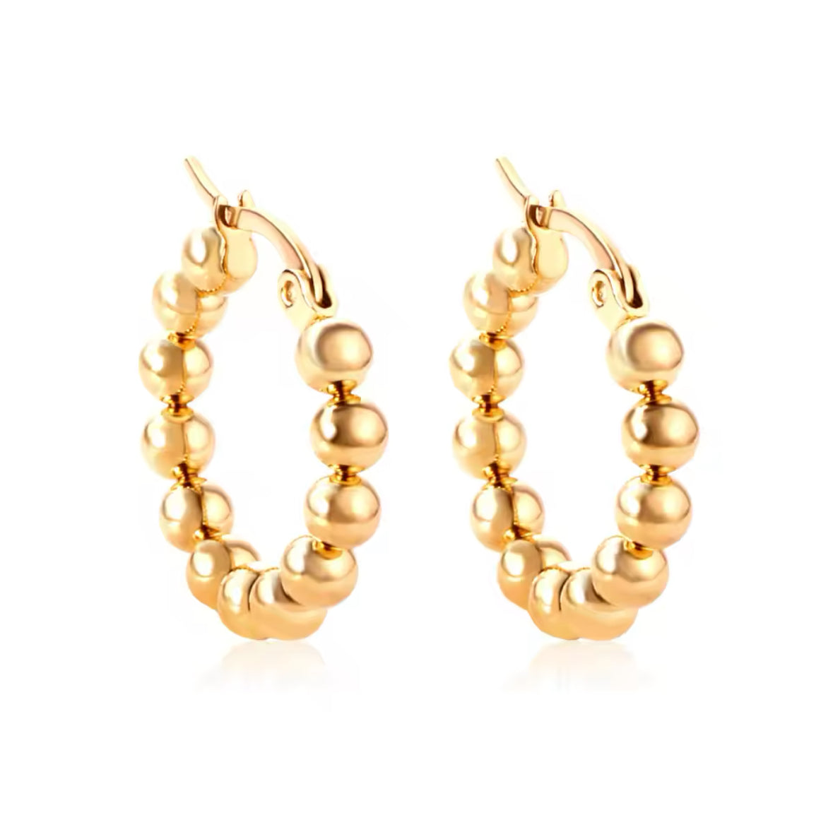 RYLEE Huggie Earrings - 15mm