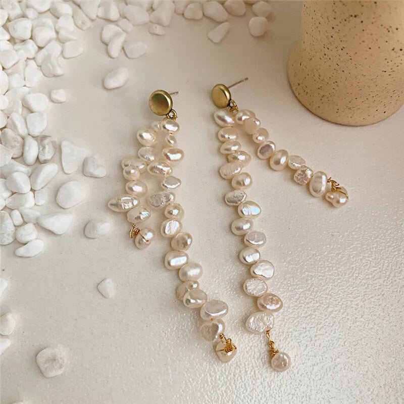 FREYA PEARL DROP EARRINGS