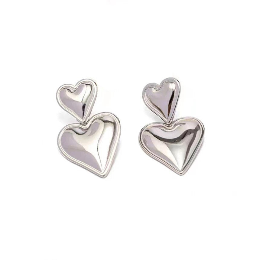 LOVE DROP EARRINGS - Silver