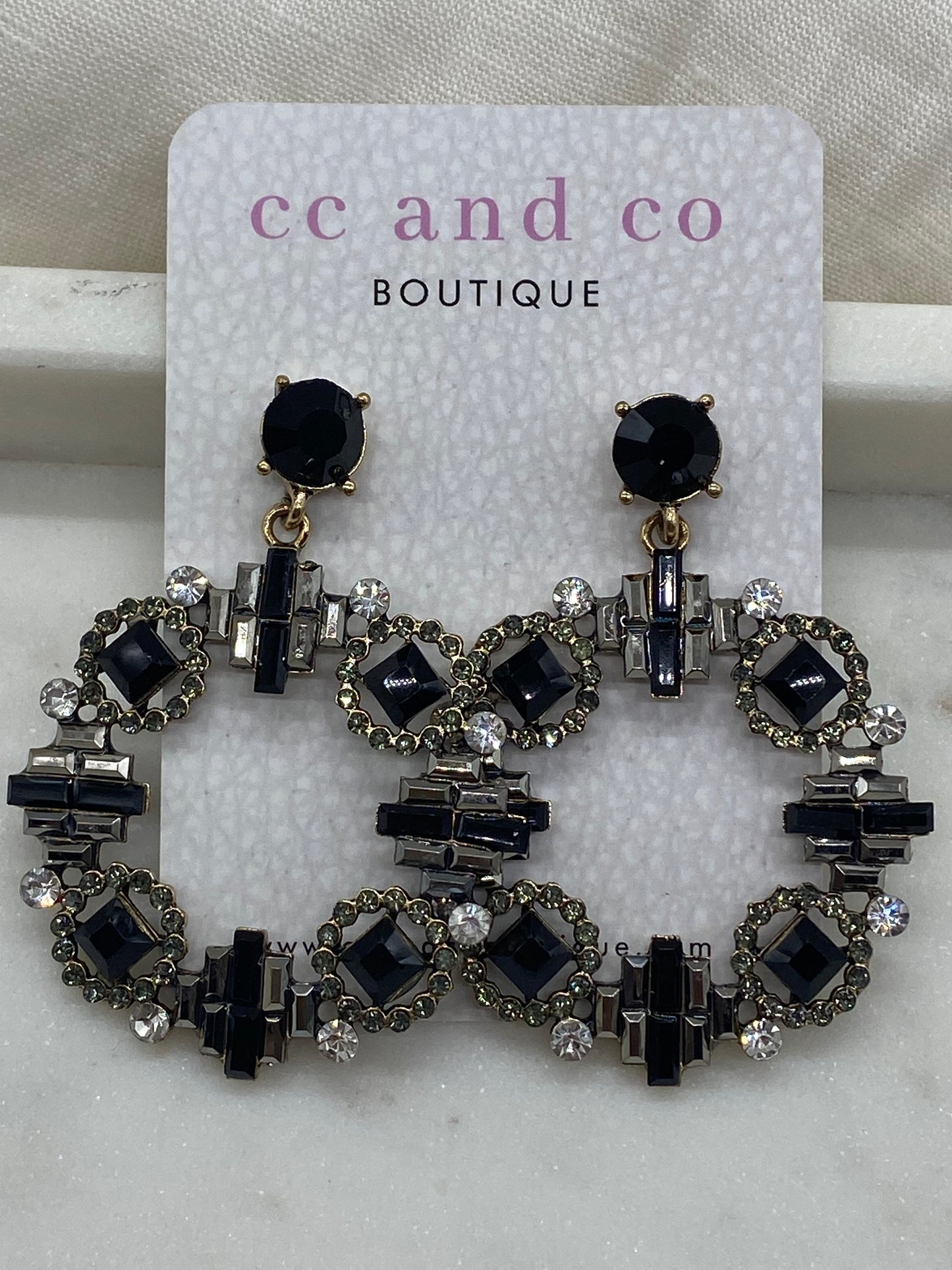 JAMIE EARRINGS - Black